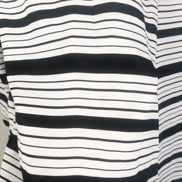 TORRID | Black & White Striped Blouse Women’s Plus Size 1X - Picture 8 of 8